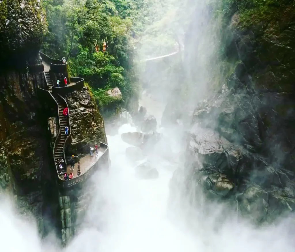 Baños de Agua Santa